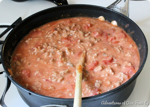 easy casserole tomato, cream of mushroom soup, and pasta